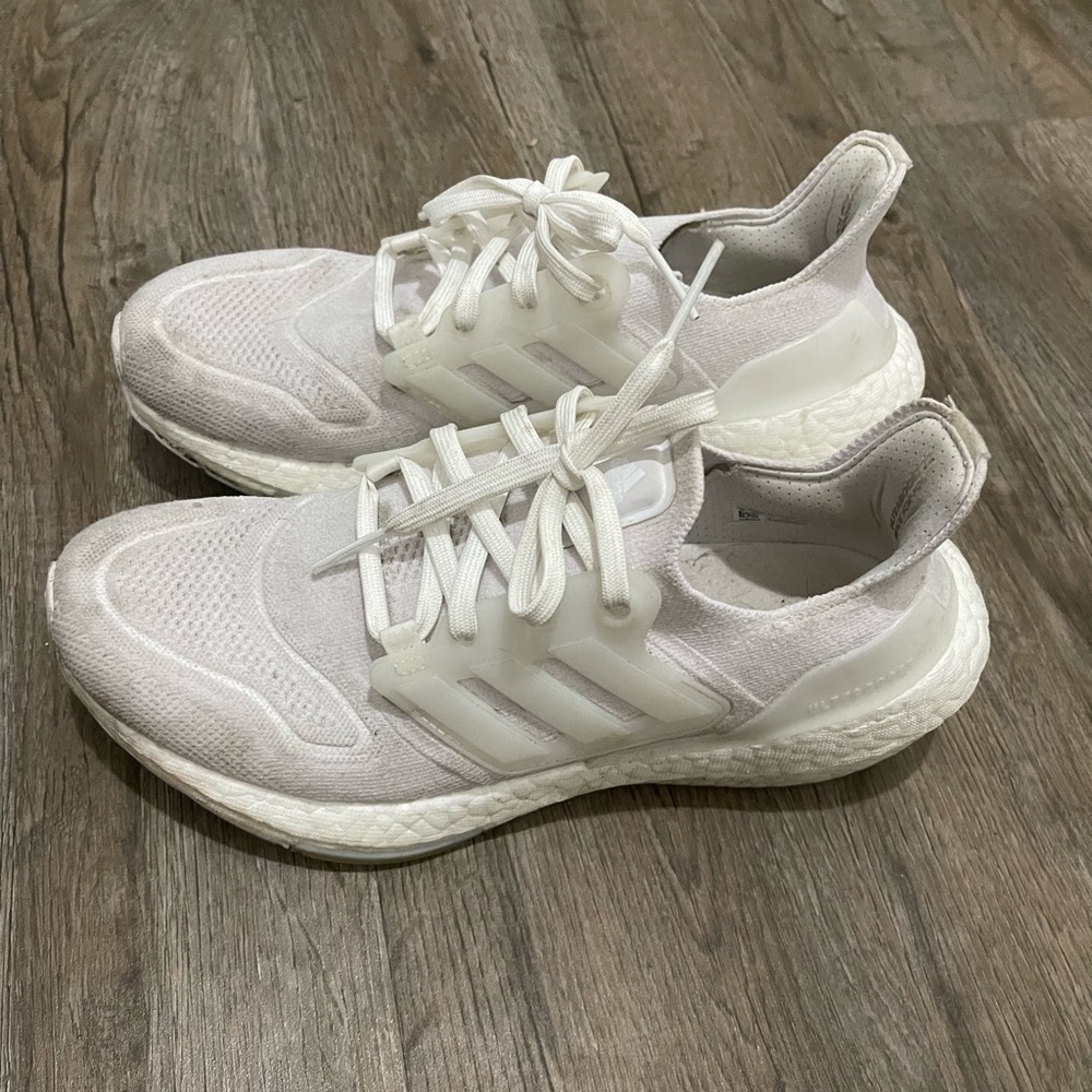 adidas ultraboost 22